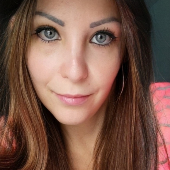 Meet your Posher, Sam - Picture 6 of 15